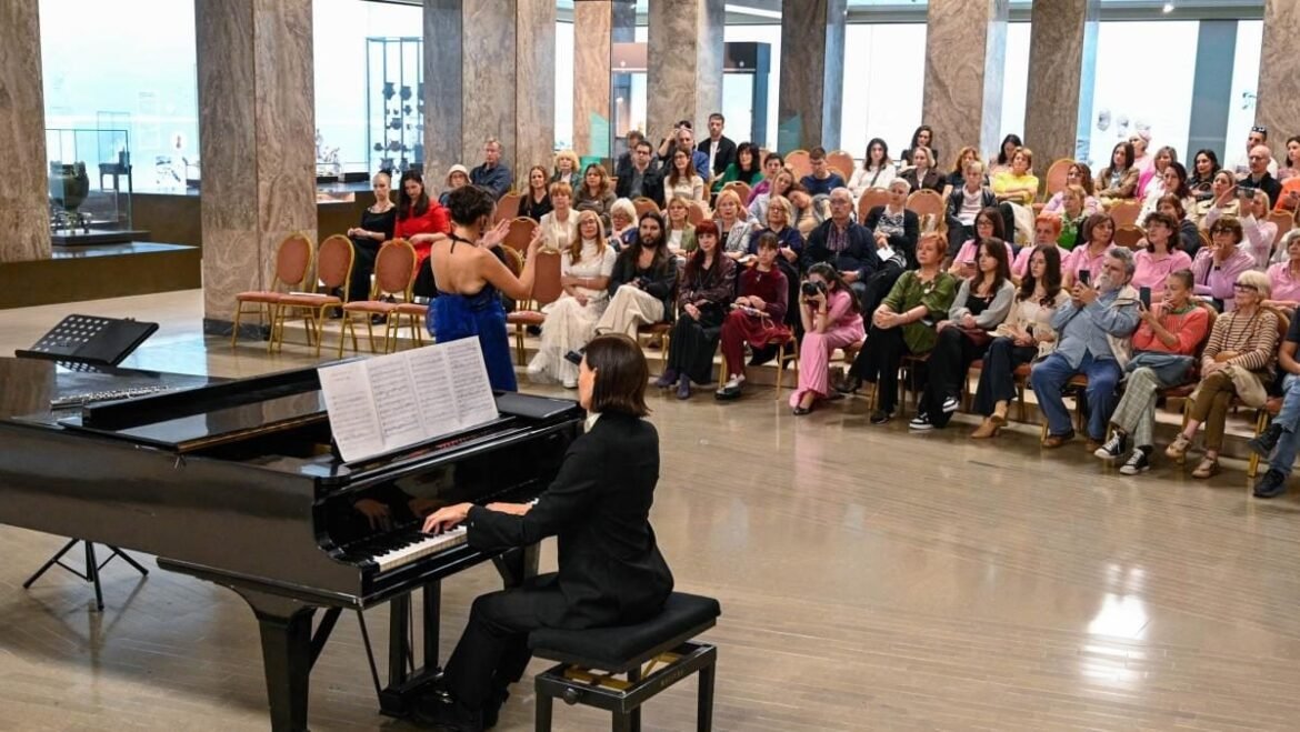 Održan šesti „Ružičasti koncert“: „Čuvam sebe jer volim tebe“_68fc768604b3f.jpeg